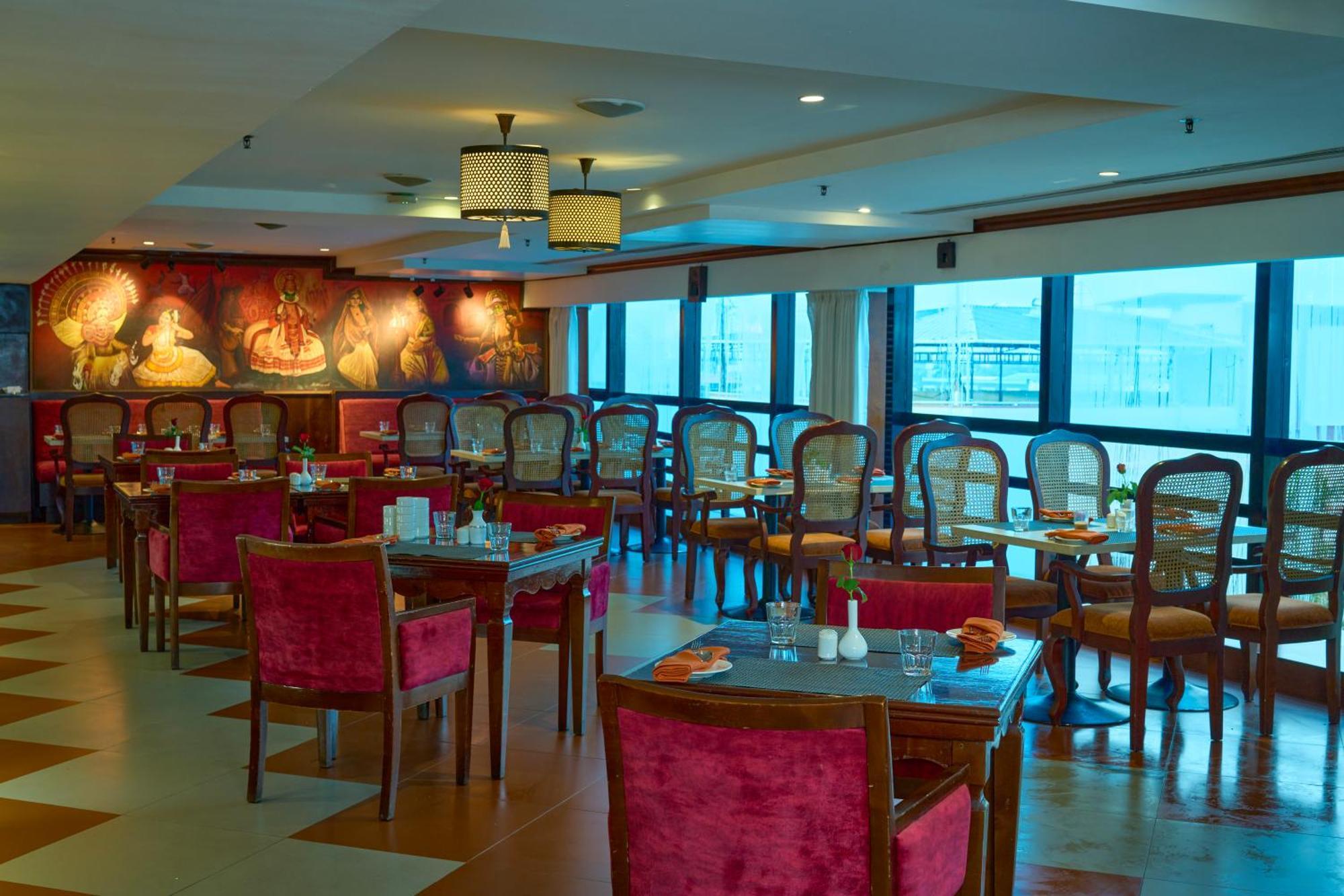 Hotel The Raviz Kozhikode