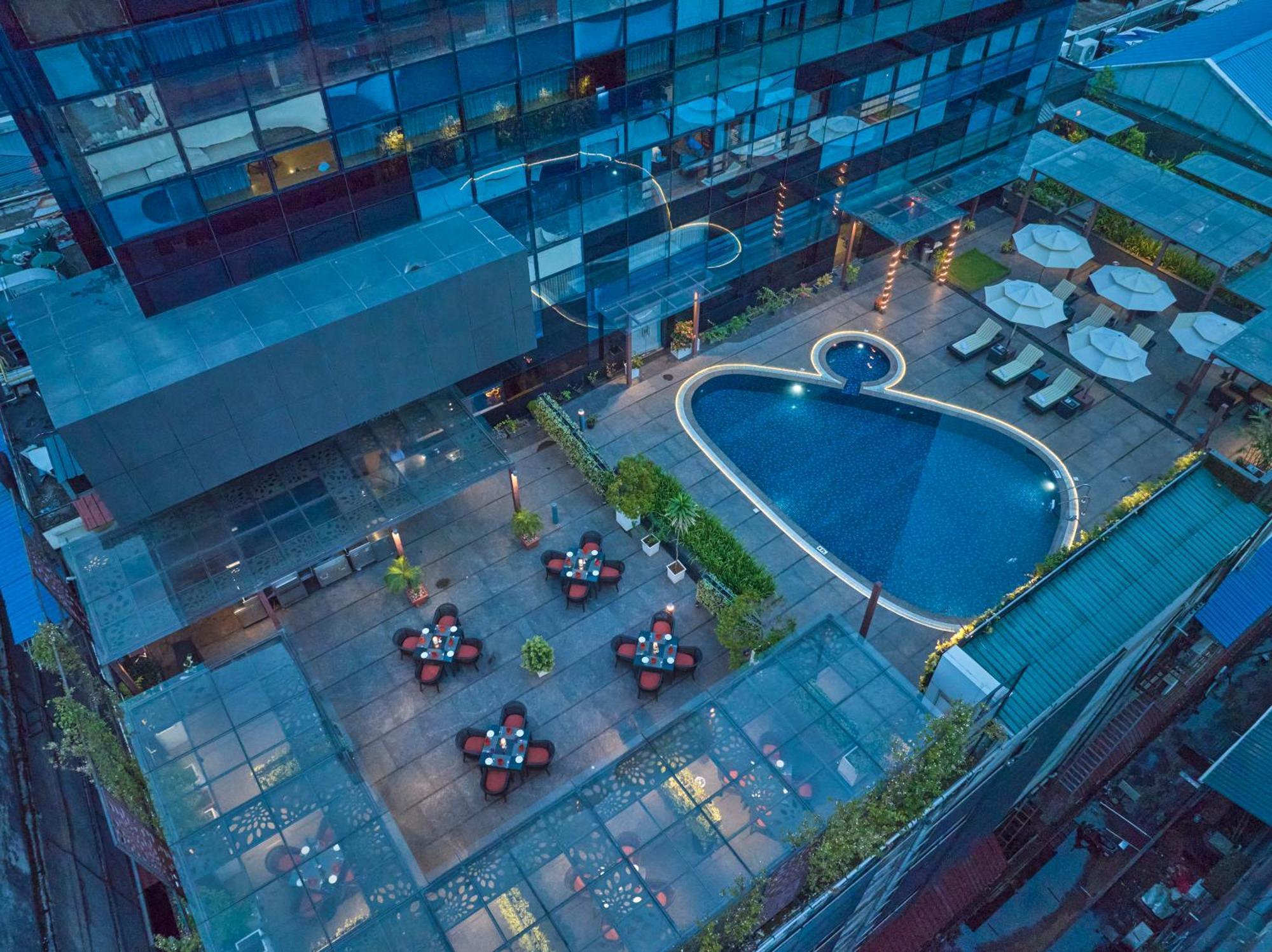 Hotel The Raviz Kozhikode